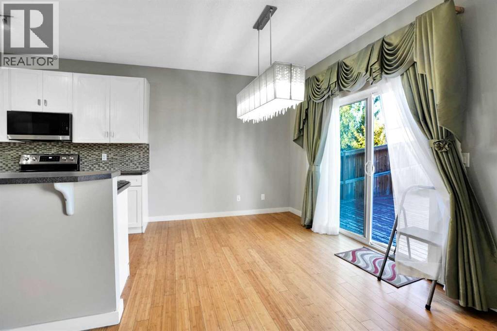 125 Walden Square Se Property Photo 14