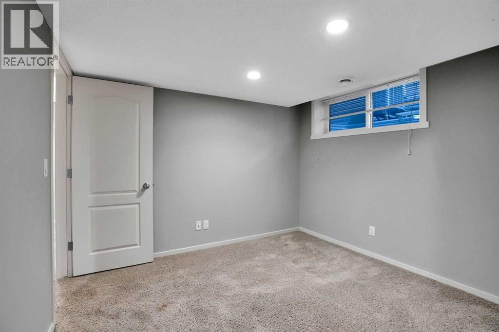 125 Walden Square Se Property Photo 32