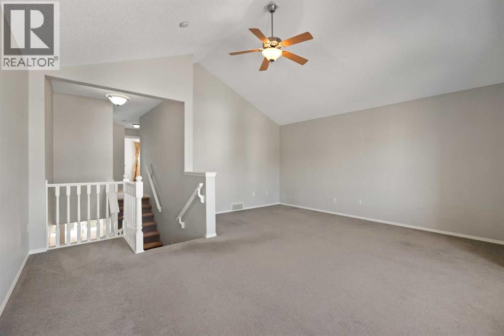 31 Springborough Way Sw Property Photo 14