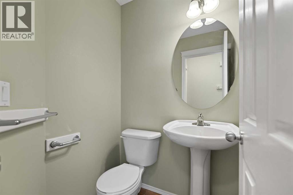 31 Springborough Way Sw Property Photo 22