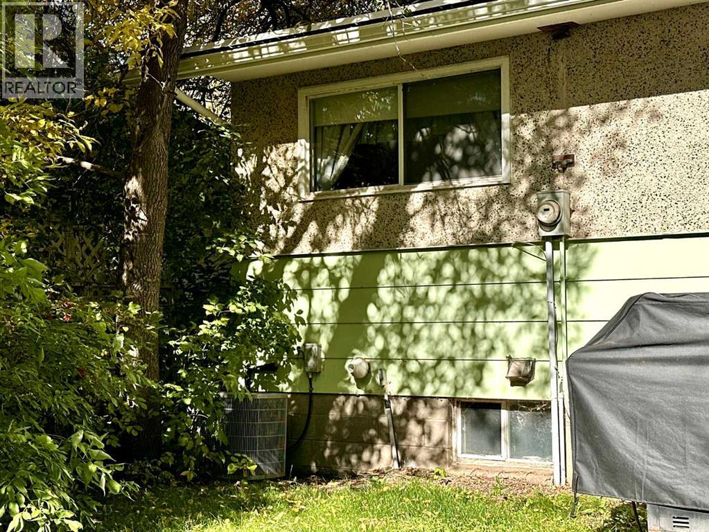 412 Main Street Property Photo 6