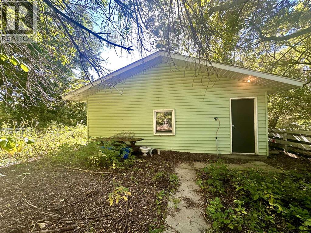 412 Main Street Property Photo 11