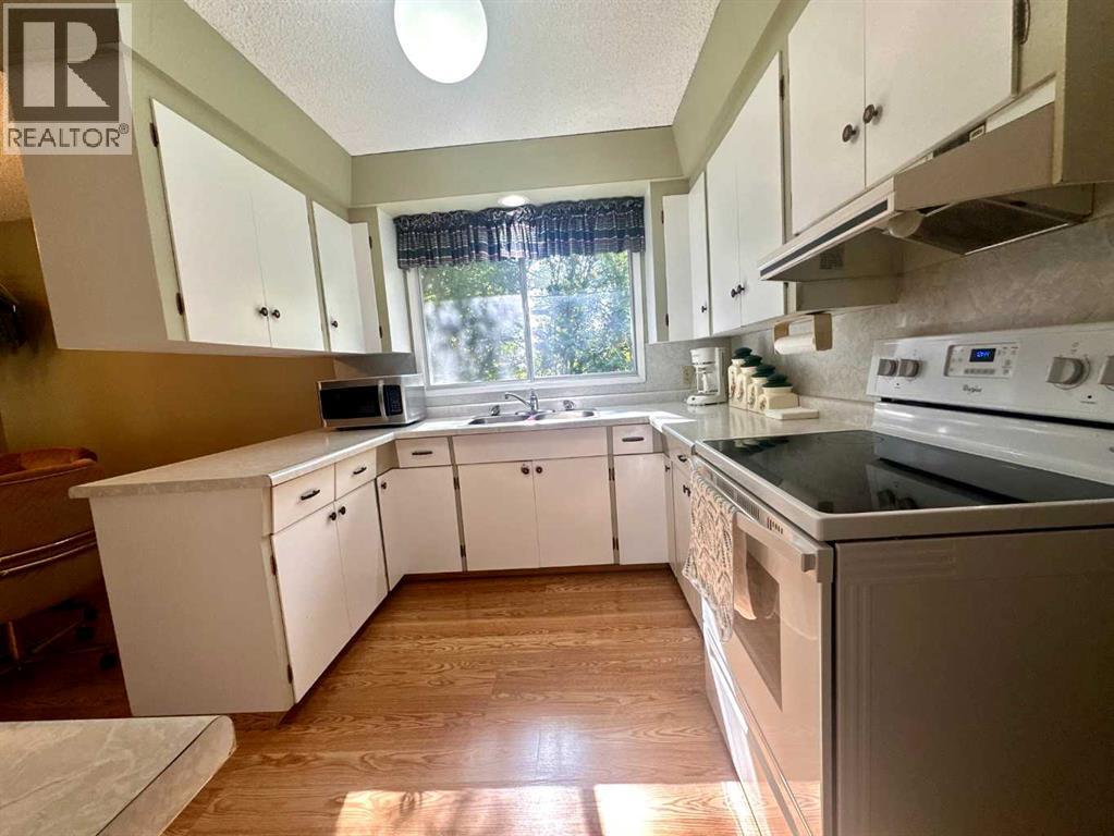 412 Main Street Property Photo 20