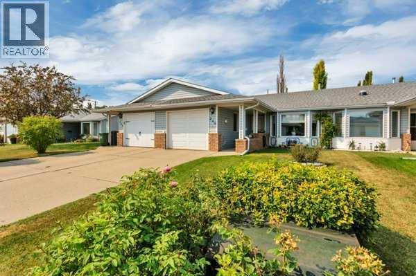 240 Ebert Close Property Photo 1