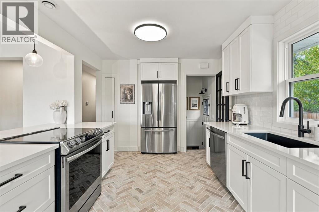 6031 Thornbank Drive Nw Property Photo 11