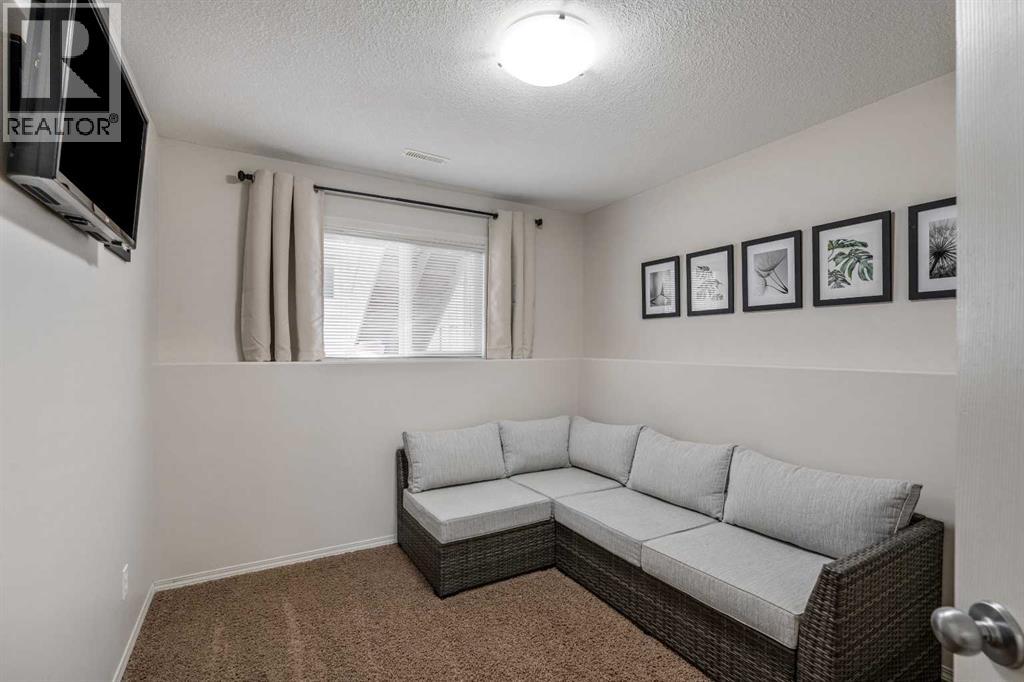 113 Mt Sundance Crescent W Property Photo 22
