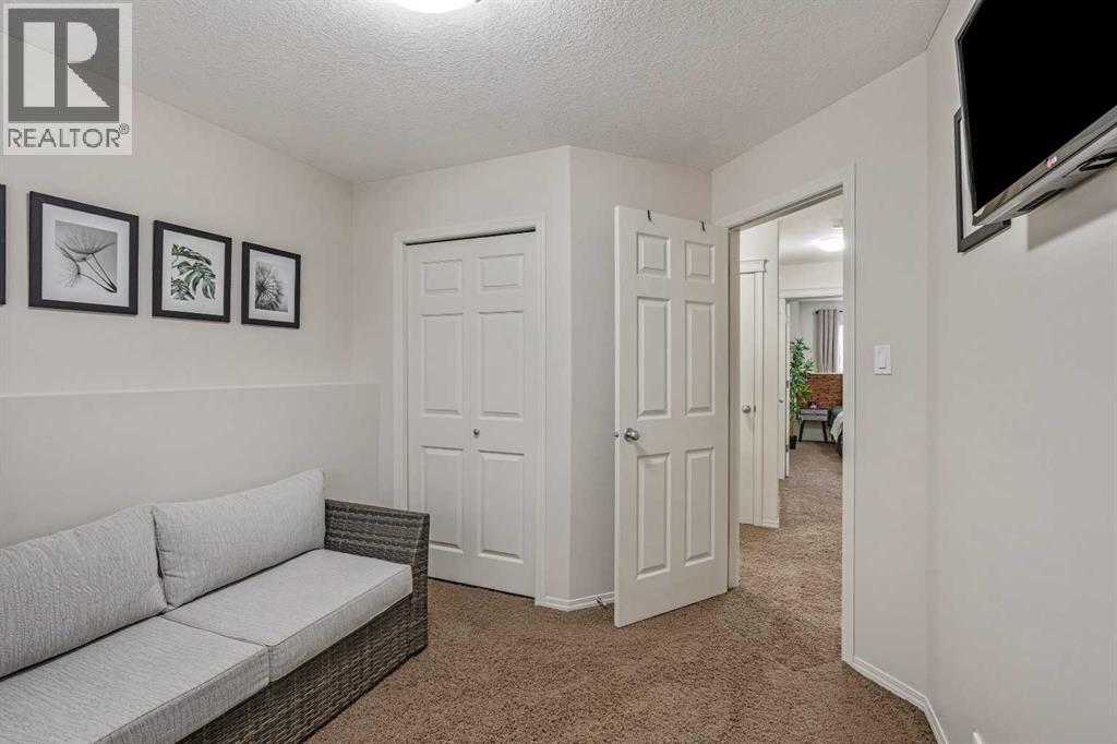 113 Mt Sundance Crescent W Property Photo 23