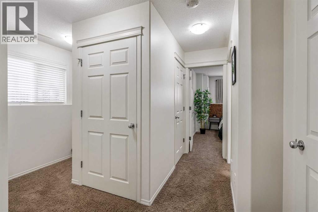 113 Mt Sundance Crescent W Property Photo 26
