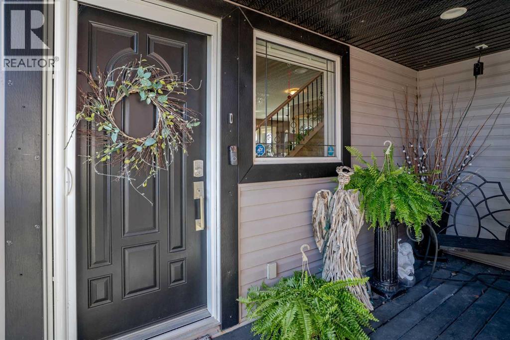 460 Sunset Link Property Photo 3