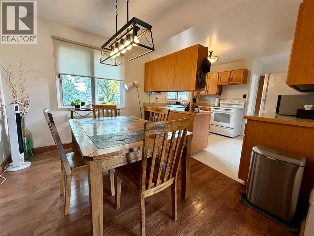 1305 5 Avenue Property Photo 5
