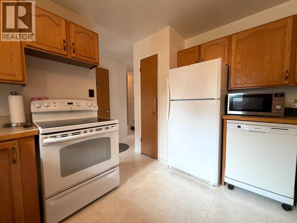 1305 5 Avenue Property Photo 9
