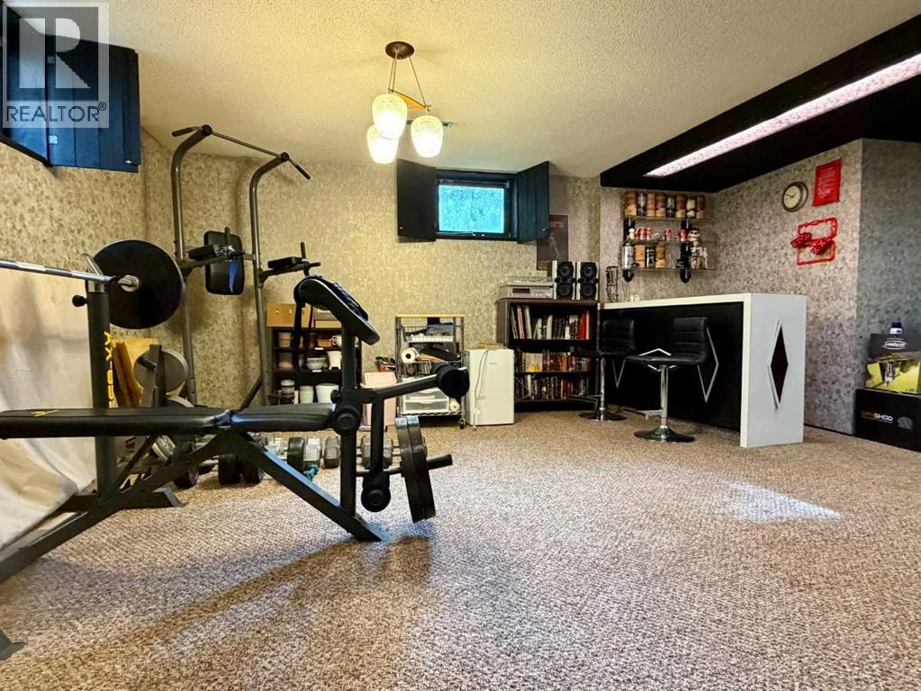 1305 5 Avenue Property Photo 17