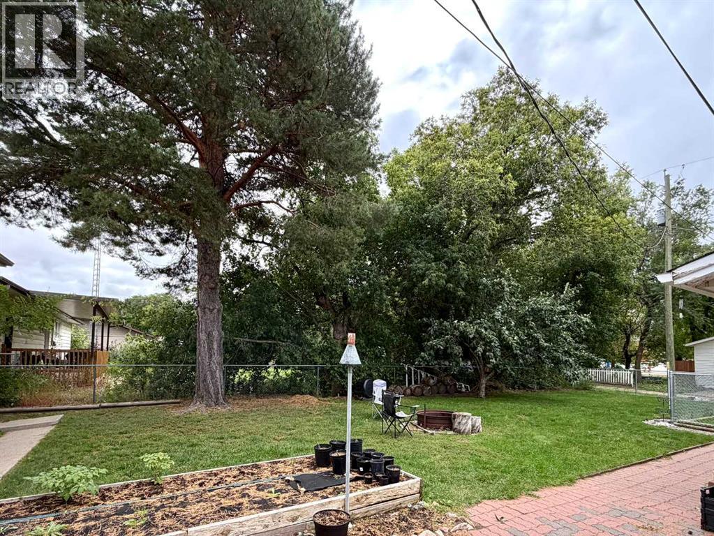 1305 5 Avenue Property Photo 24