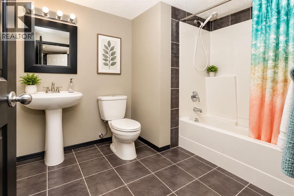58 Copperleaf Terrace Se Property Photo 40