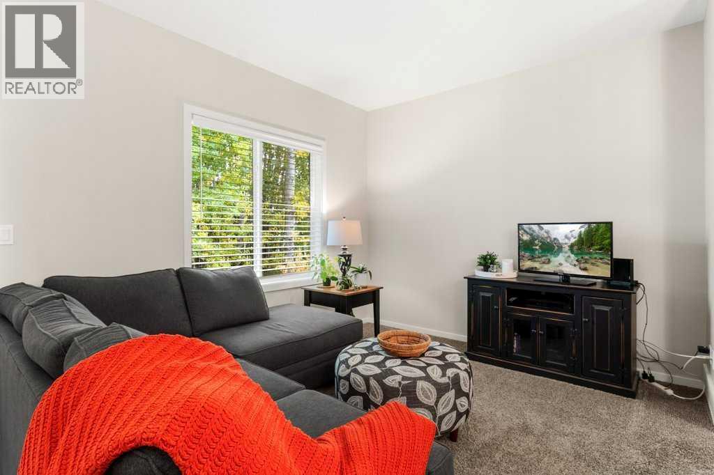 5301 Windward Place Property Photo 10