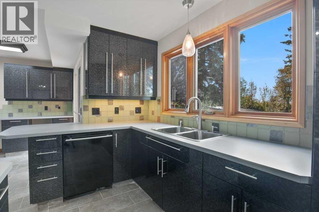 130 Westview Drive Property Photo 12
