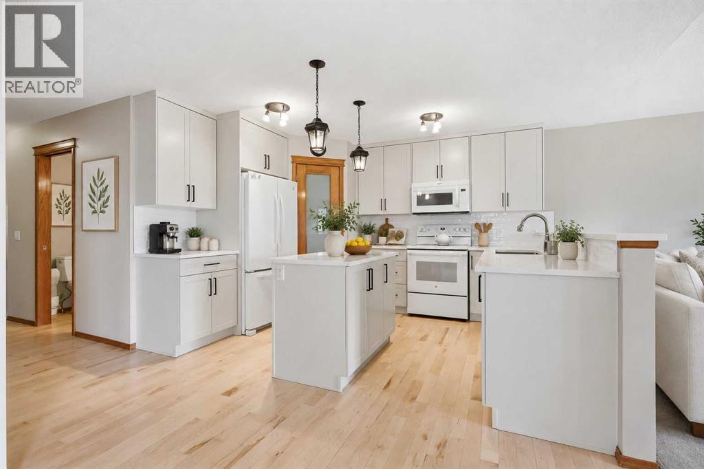 276 Kincora Heights Nw Property Photo 3