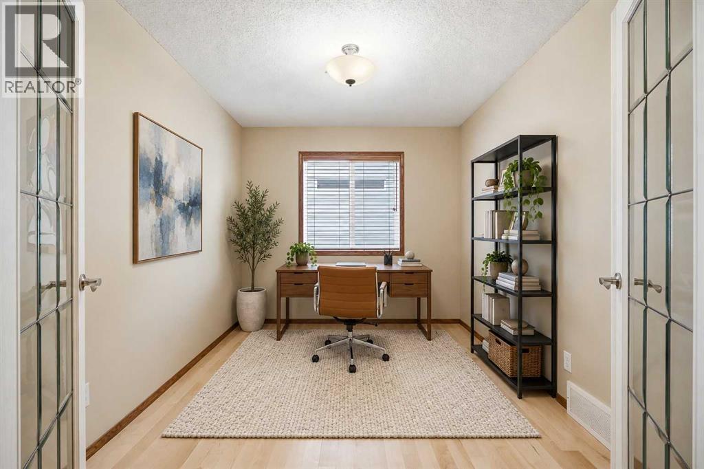 276 Kincora Heights Nw Property Photo 6