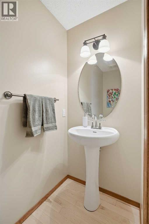 276 Kincora Heights Nw Property Photo 11