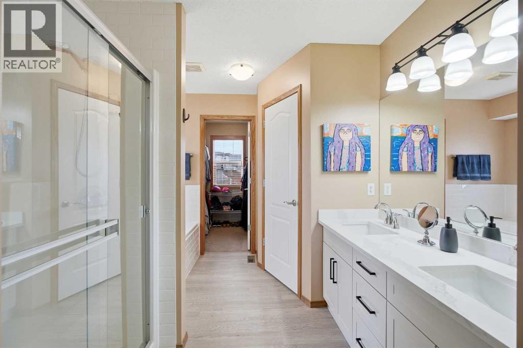 276 Kincora Heights Nw Property Photo 16