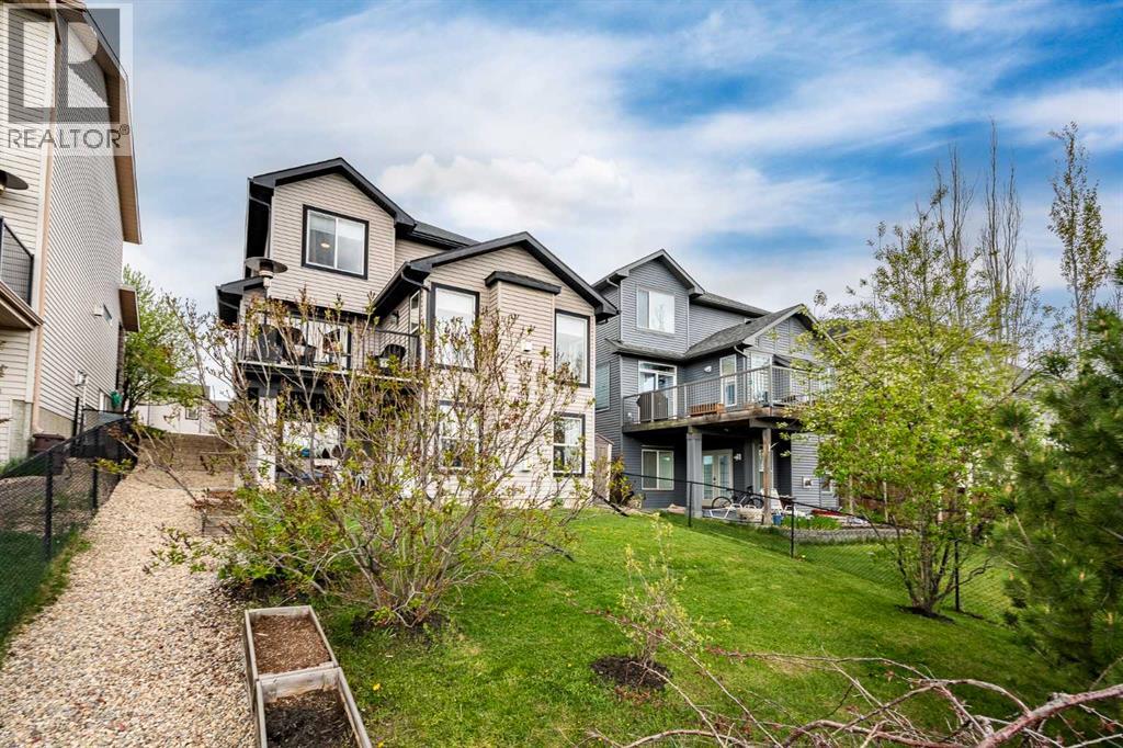 276 Kincora Heights Nw Property Photo 30