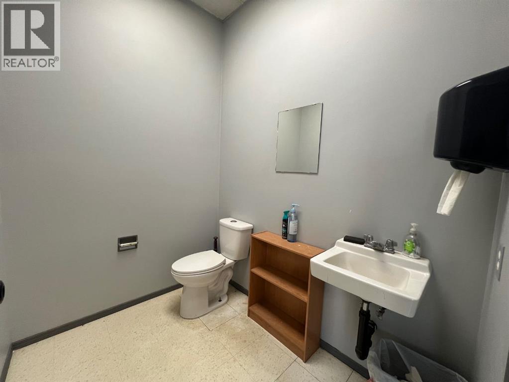 1411 20 Avenue Property Photo 9