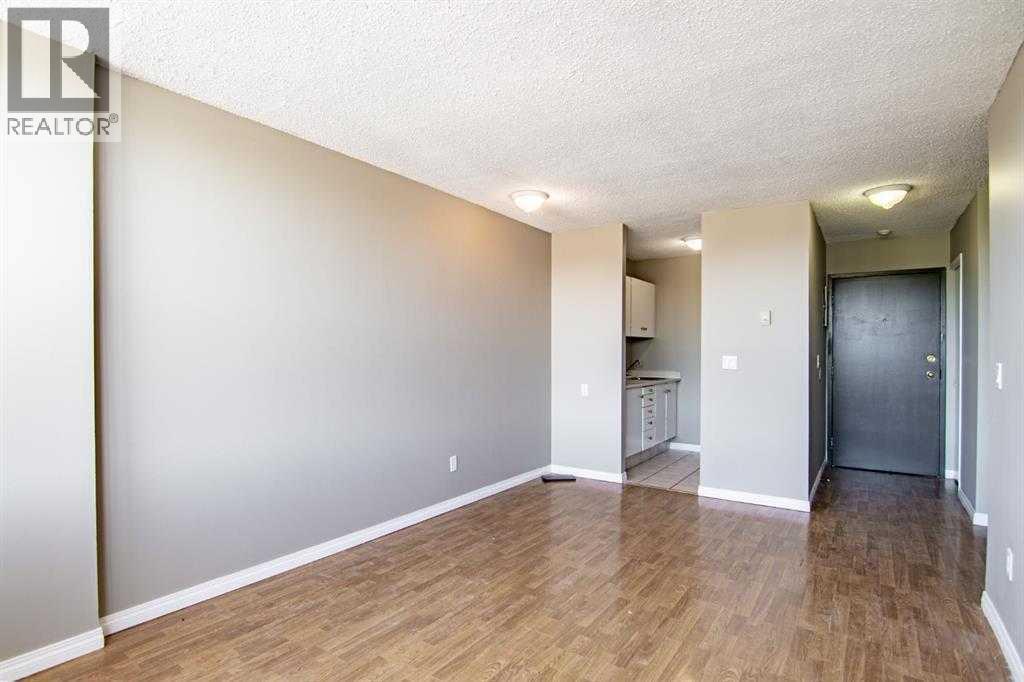 4820 47 Avenue Property Photo 40