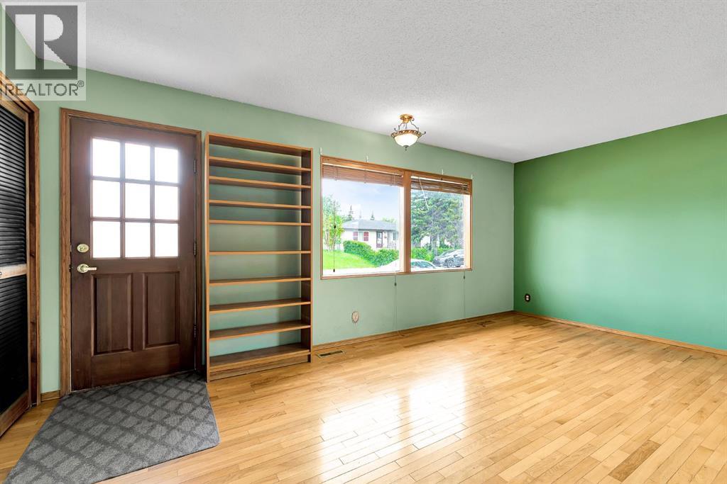 4127 Maryvale Road Ne Property Photo 4