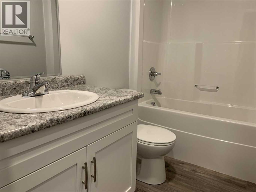 9529 113 Avenue Property Photo 8