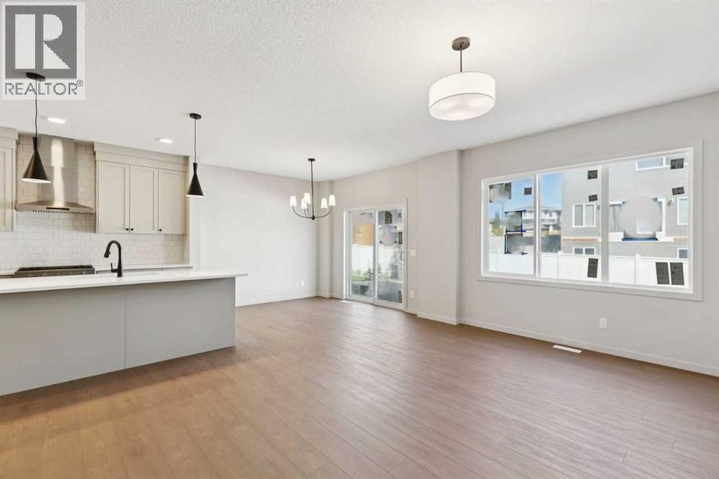 1062 Bayview Crescent Sw Property Photo 16