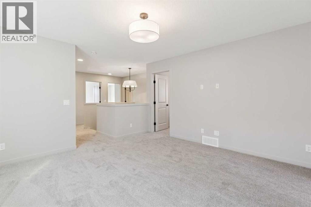 1062 Bayview Crescent Sw Property Photo 21