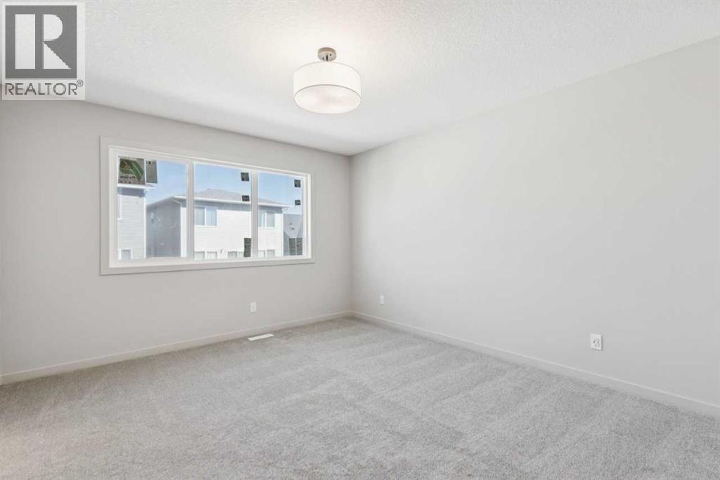 1062 Bayview Crescent Sw Property Photo 24
