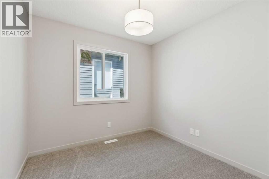 1062 Bayview Crescent Sw Property Photo 28