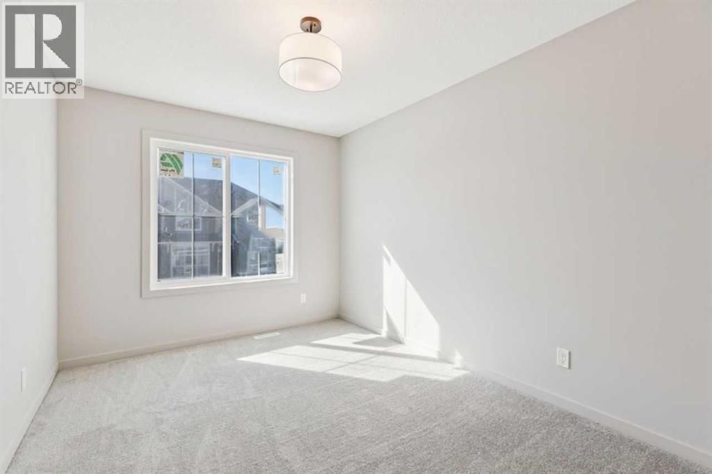 1062 Bayview Crescent Sw Property Photo 29