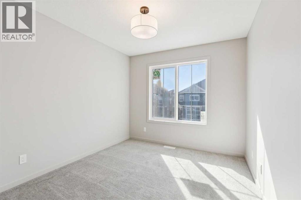 1062 Bayview Crescent Sw Property Photo 30