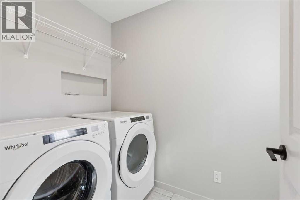 1062 Bayview Crescent Sw Property Photo 33