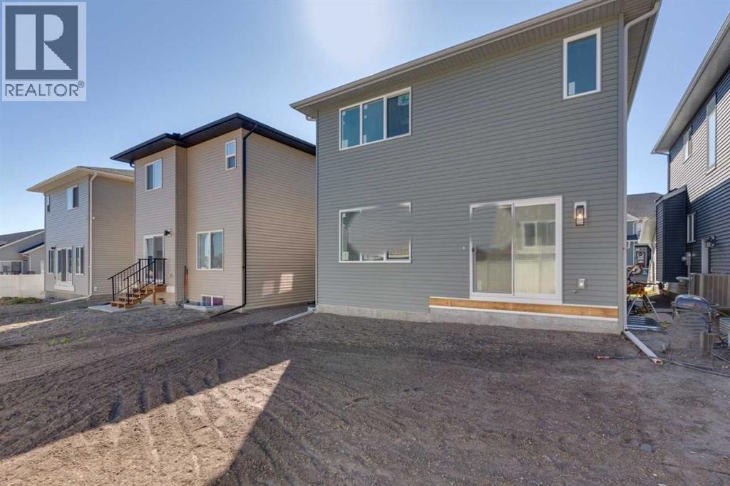 1062 Bayview Crescent Sw Property Photo 34