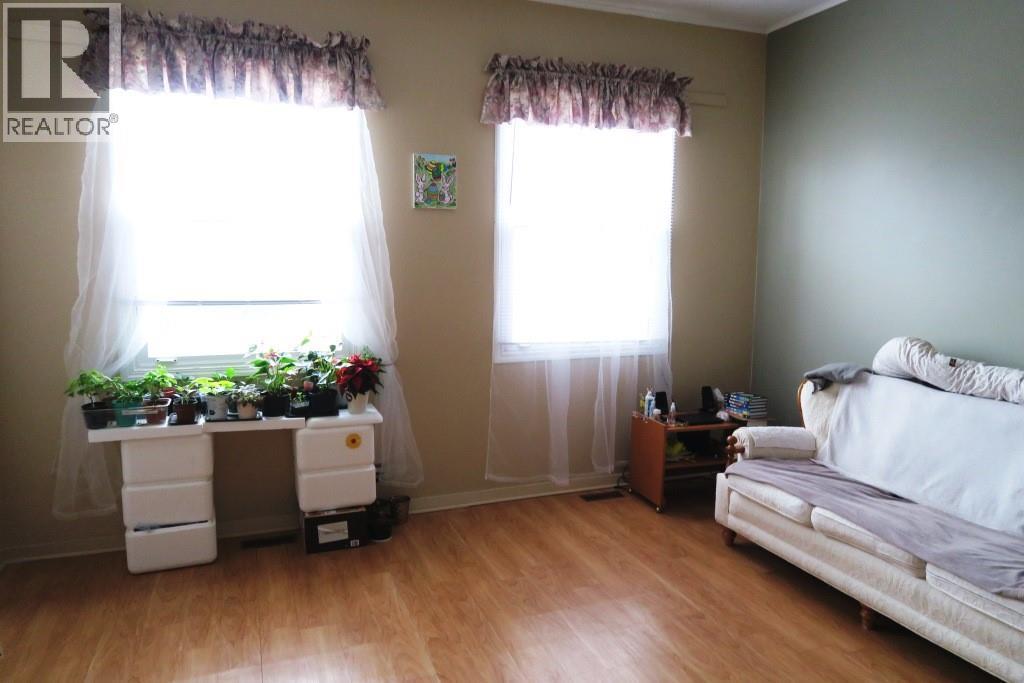 139 1 Street S Property Photo 7