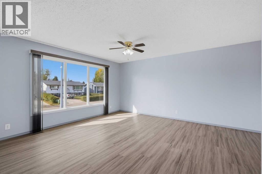21 Parkland Drive Property Photo 8