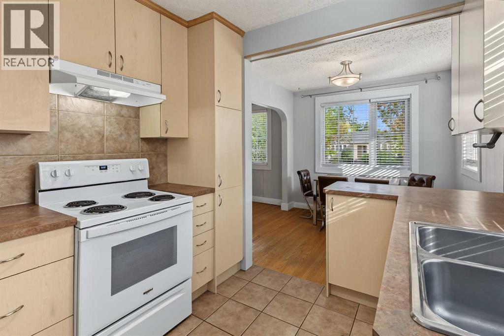 319 11 Avenue Ne Property Photo 11
