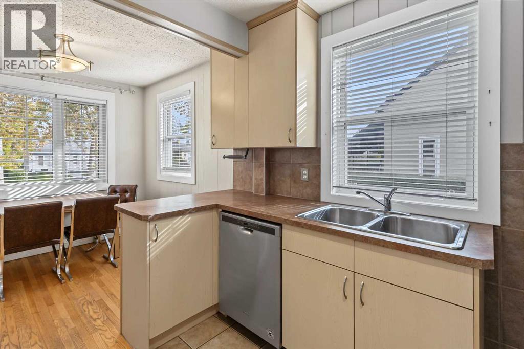 319 11 Avenue Ne Property Photo 12