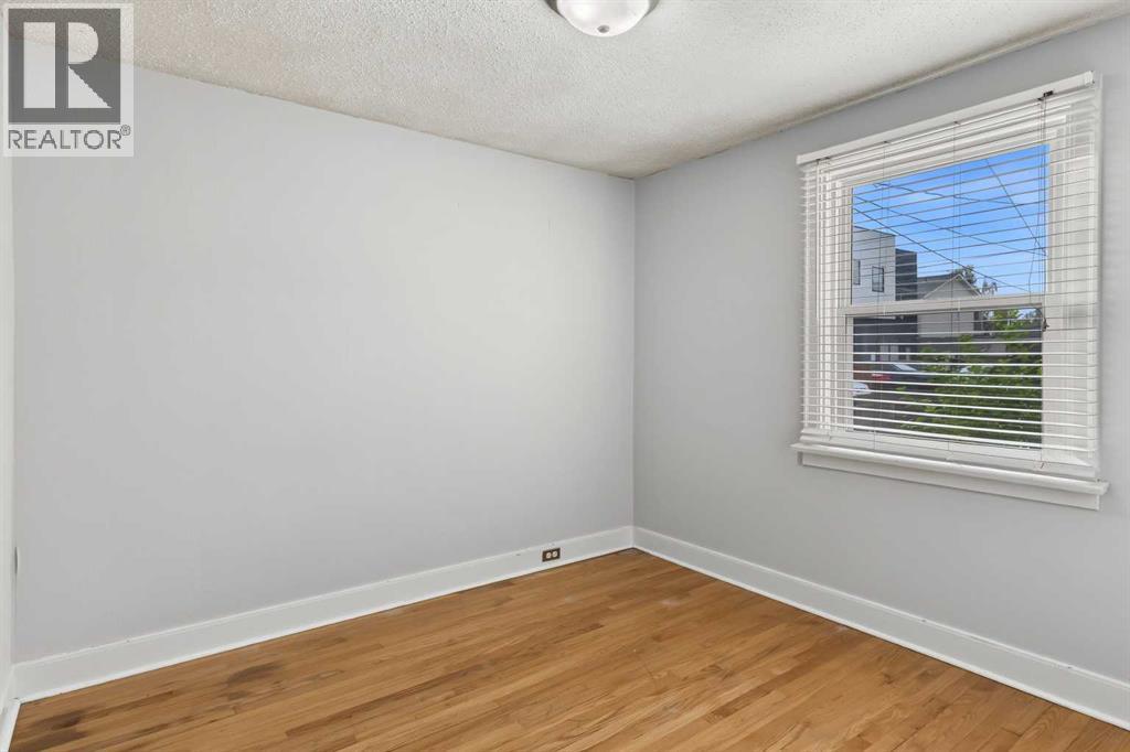319 11 Avenue Ne Property Photo 13