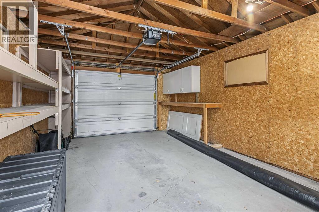 319 11 Avenue Ne Property Photo 22