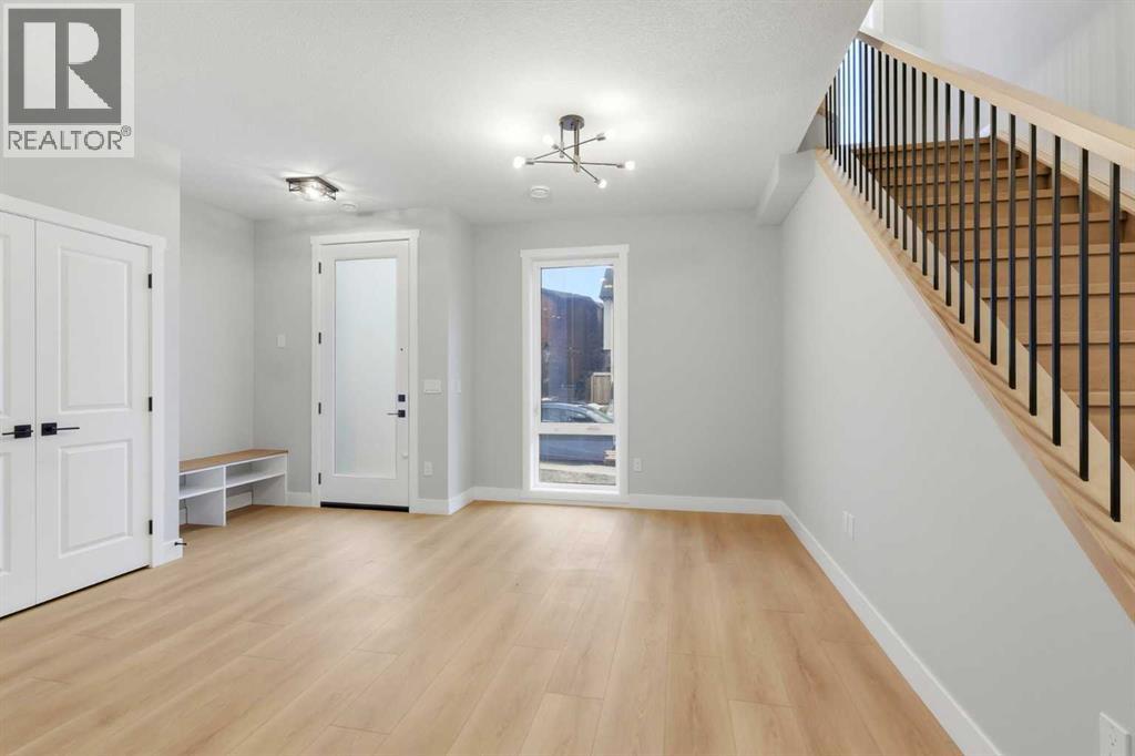 1636 19 Avenue Nw Property Photo 7