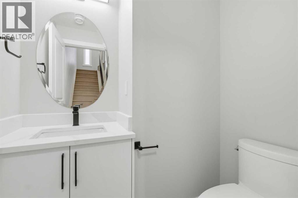 1636 19 Avenue Nw Property Photo 11