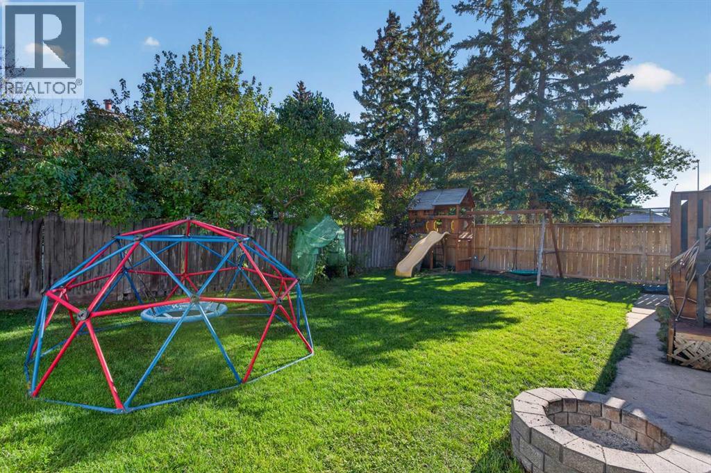 907 Ranchview Crescent Nw Property Photo 35