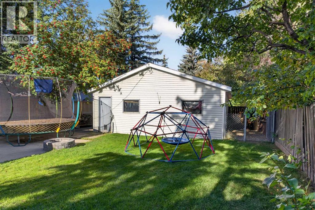 907 Ranchview Crescent Nw Property Photo 39