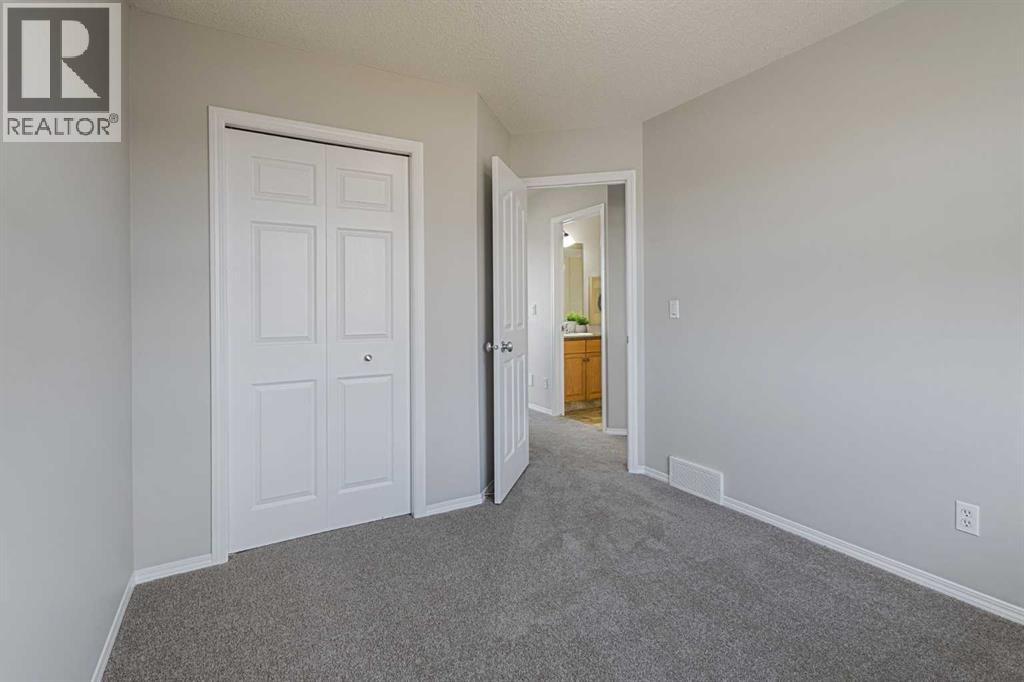 107 Cranberry Green Se Property Photo 23