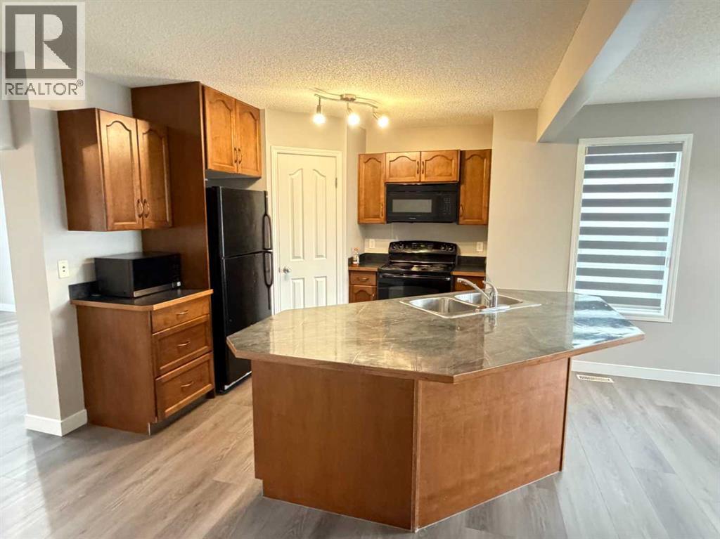 95 Panora Close Nw Property Photo 15