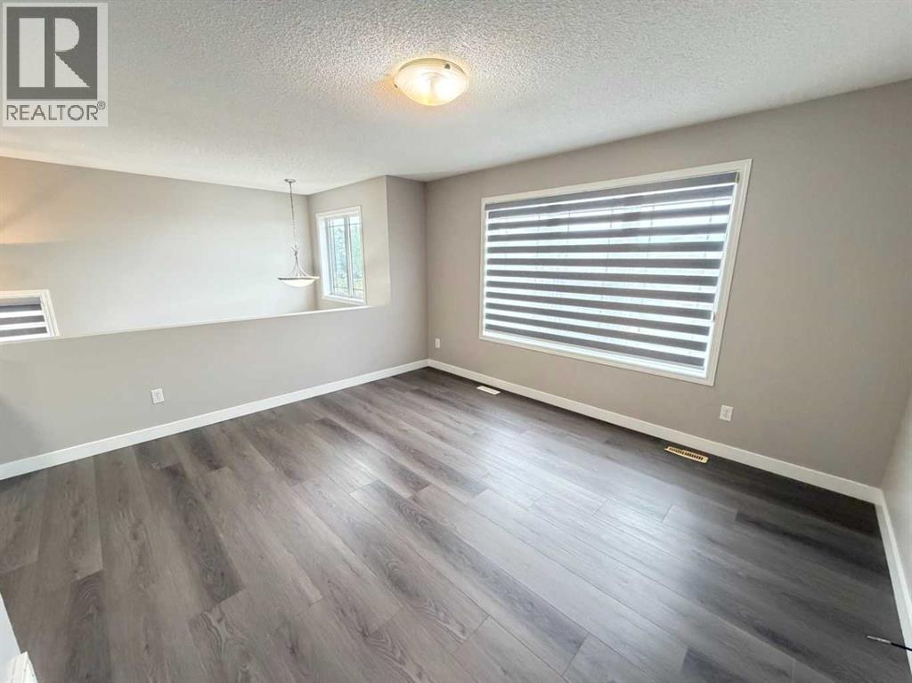 95 Panora Close Nw Property Photo 33